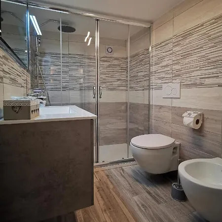Bed & Breakfast Dimora Dei Veneziani - Locazione Turistica *